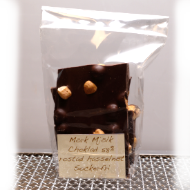 Sockerfri Bräck Mörk-Mjölk 58% med Hasselnöt